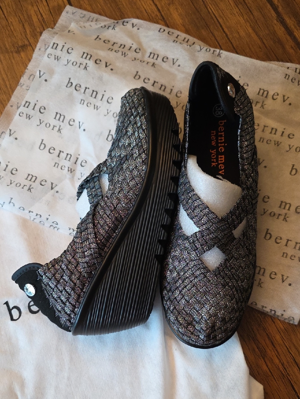 bernie mev. Women's Metallic Silver & Black Criss Cross Wedge